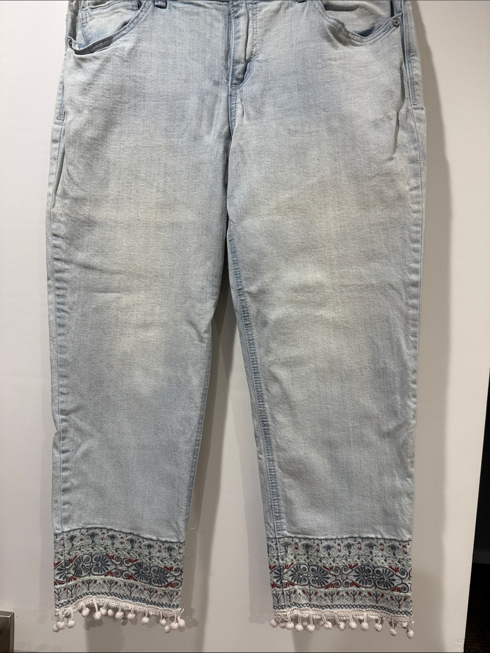 Democracy Light Blue Cropped Jeans with Embroidered Pom-Hem